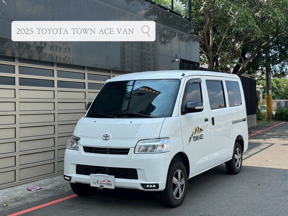 2025 TOYOTA TOWN ACE VAN
